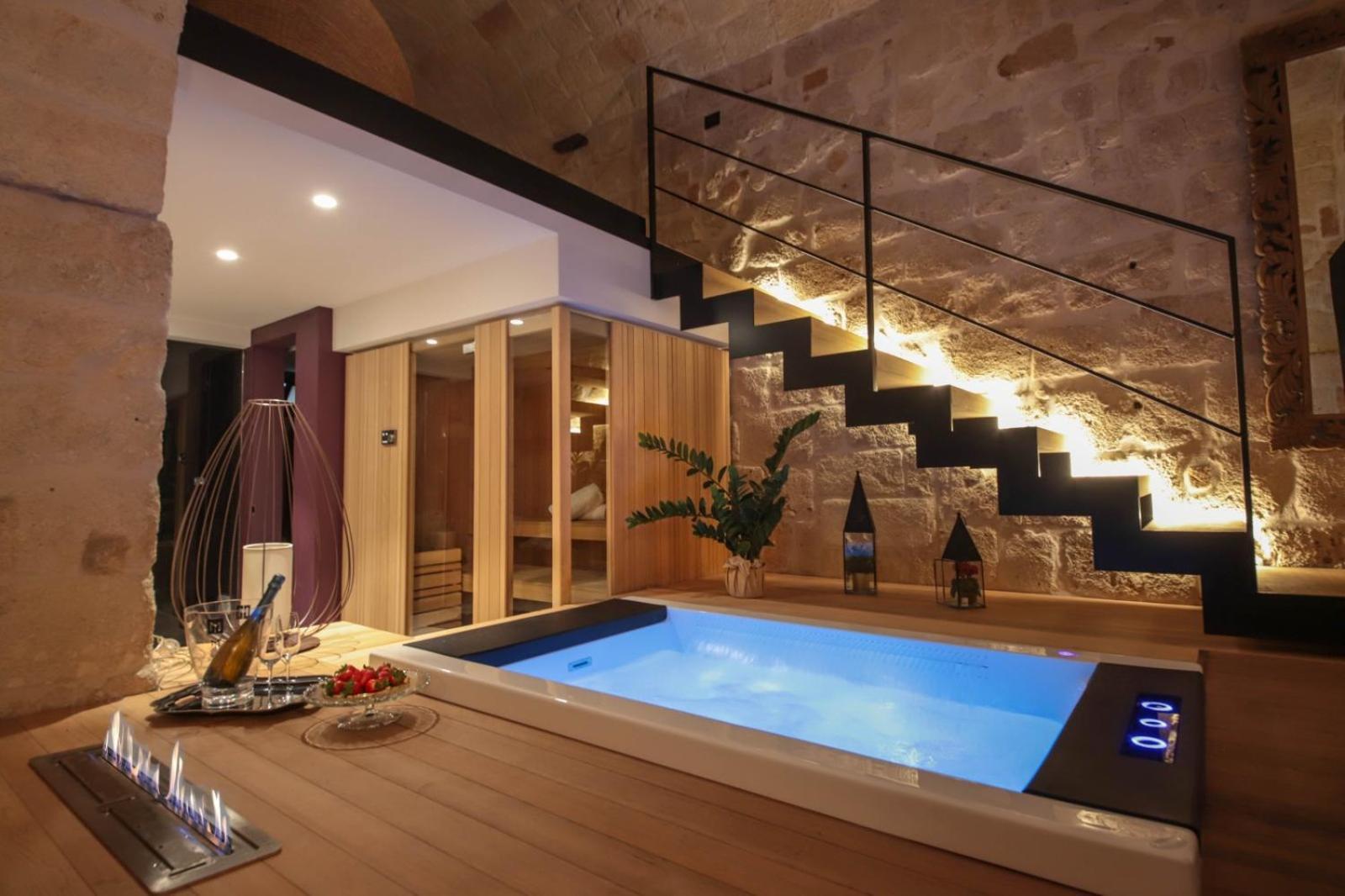Suite & Spa Via Veneto モノーポリ エクステリア 写真